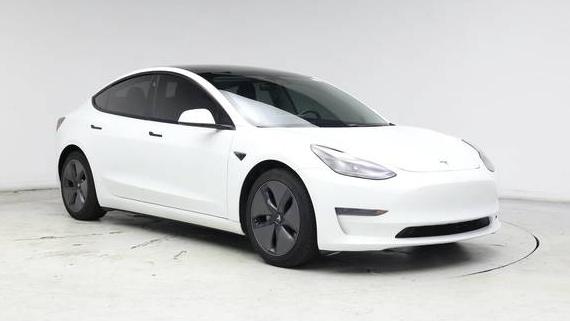 TESLA MODEL 3 2021 5YJ3E1EA1MF017077 image TESLA MODEL 3 2021 5YJ3E1EA1MF017077 image